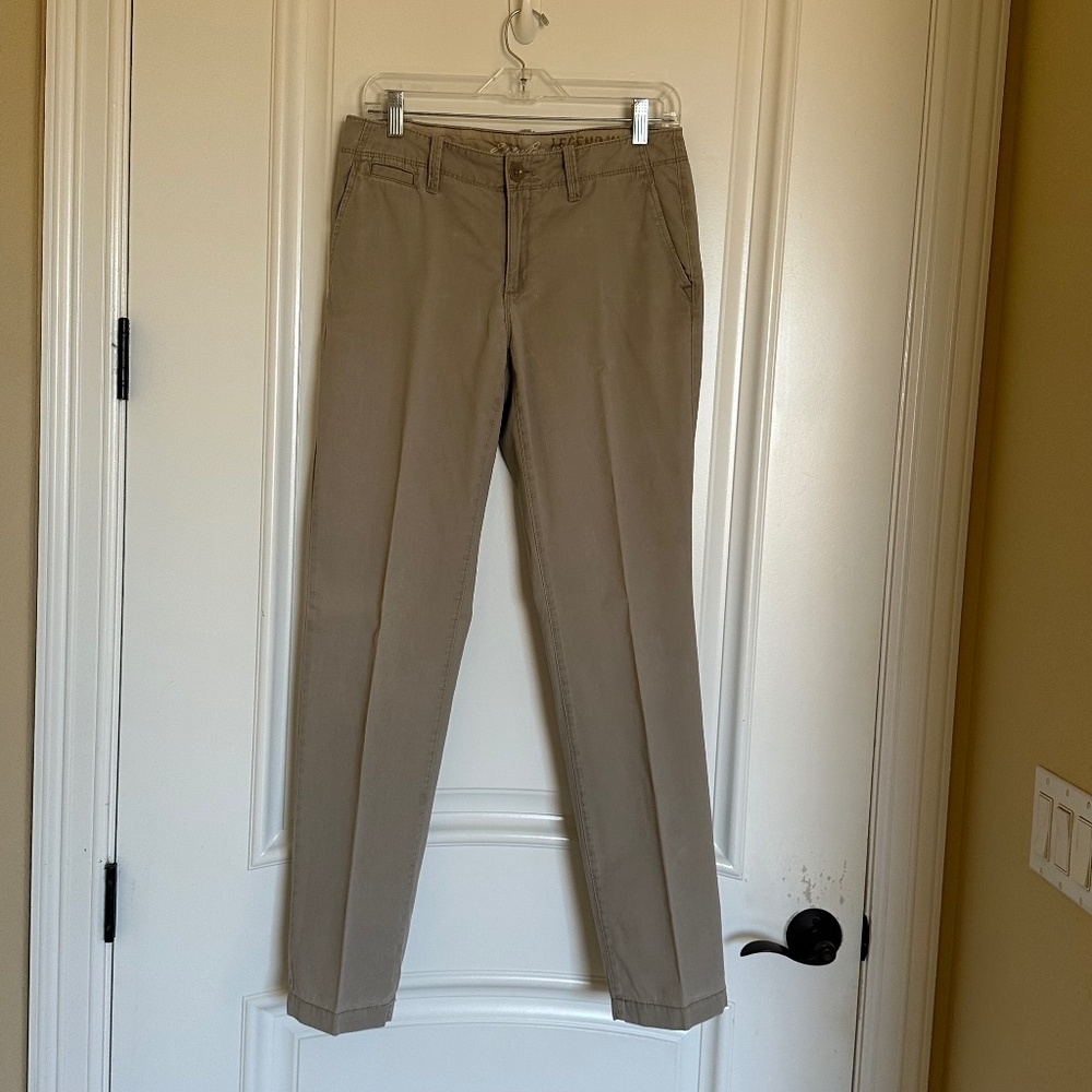 Eddie Bauer Women’s Legend Wash “Blakely” Straight Fit Chinos – Tan, Size 4